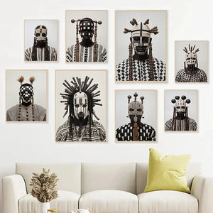 Tableau Masques Tribaux Monochrome